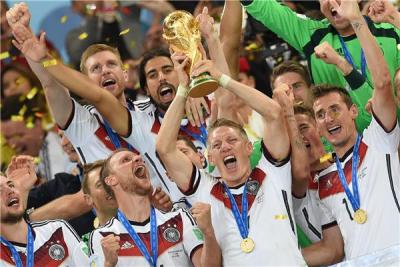 مأرب برس-  المانيا تهزم الارجنتين بعد وقت إضافي وتحرز لقب كأس العالم لكرة القدم للمرة الرابعة