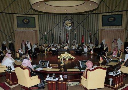 المبادرة الخليجية تقضي بوقف ملاحقة صالح