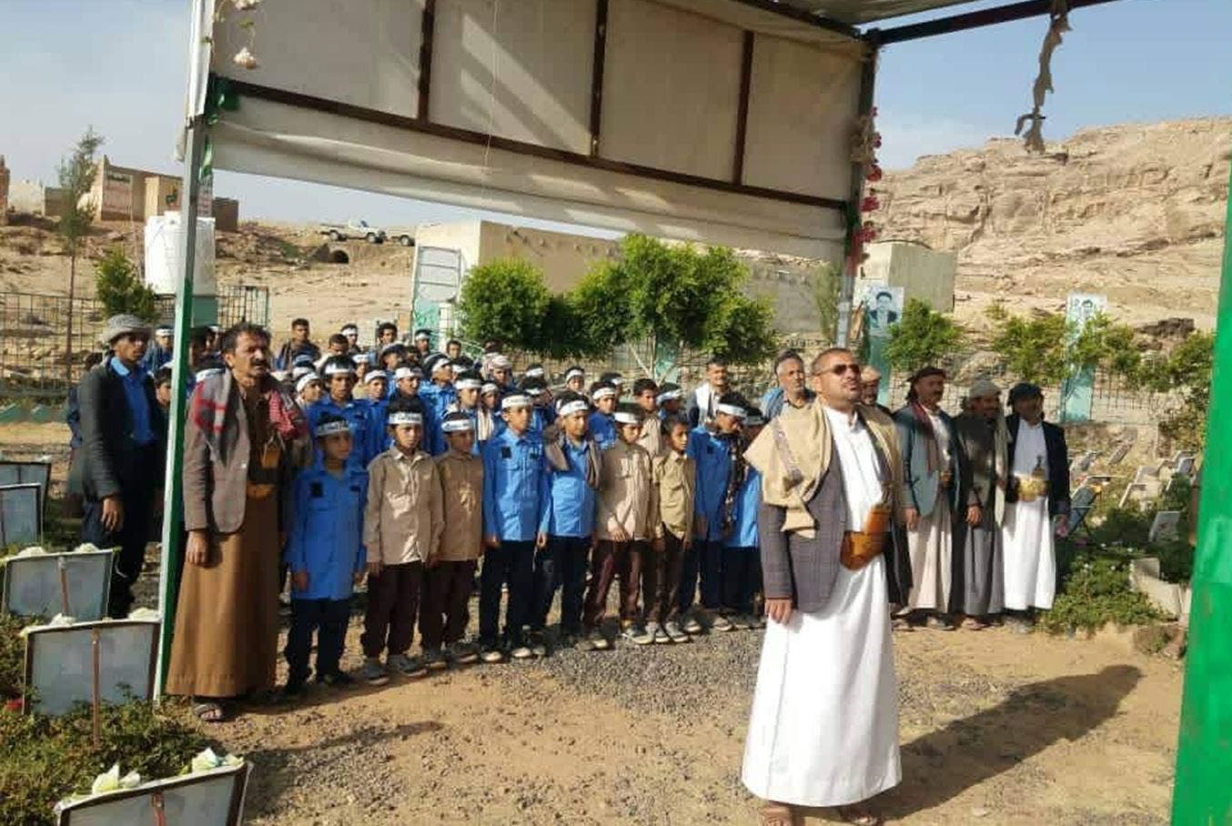 اعتراف رسمي.. شقيق زعيم مليشيا الحوثي يجند 3 آلاف عنصر رغم الهدنة