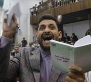 برلماني متحوث في صنعاء يفتح النار على سلطة الانقلاب الحوثية ويشكو الظلم والجوع والفقر