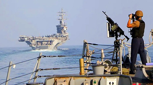مليشيات الحوثي الارهابية تعلن استهداف سفينتين في خليج عدن