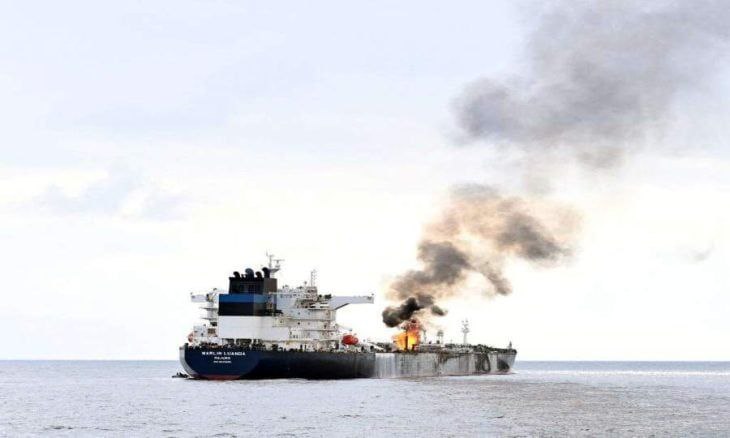 يحدث لأول مرة.. الحوثيون استهدفوا سفينة كانت متجهة إلى إيران وهذه حمولتها ''صور''